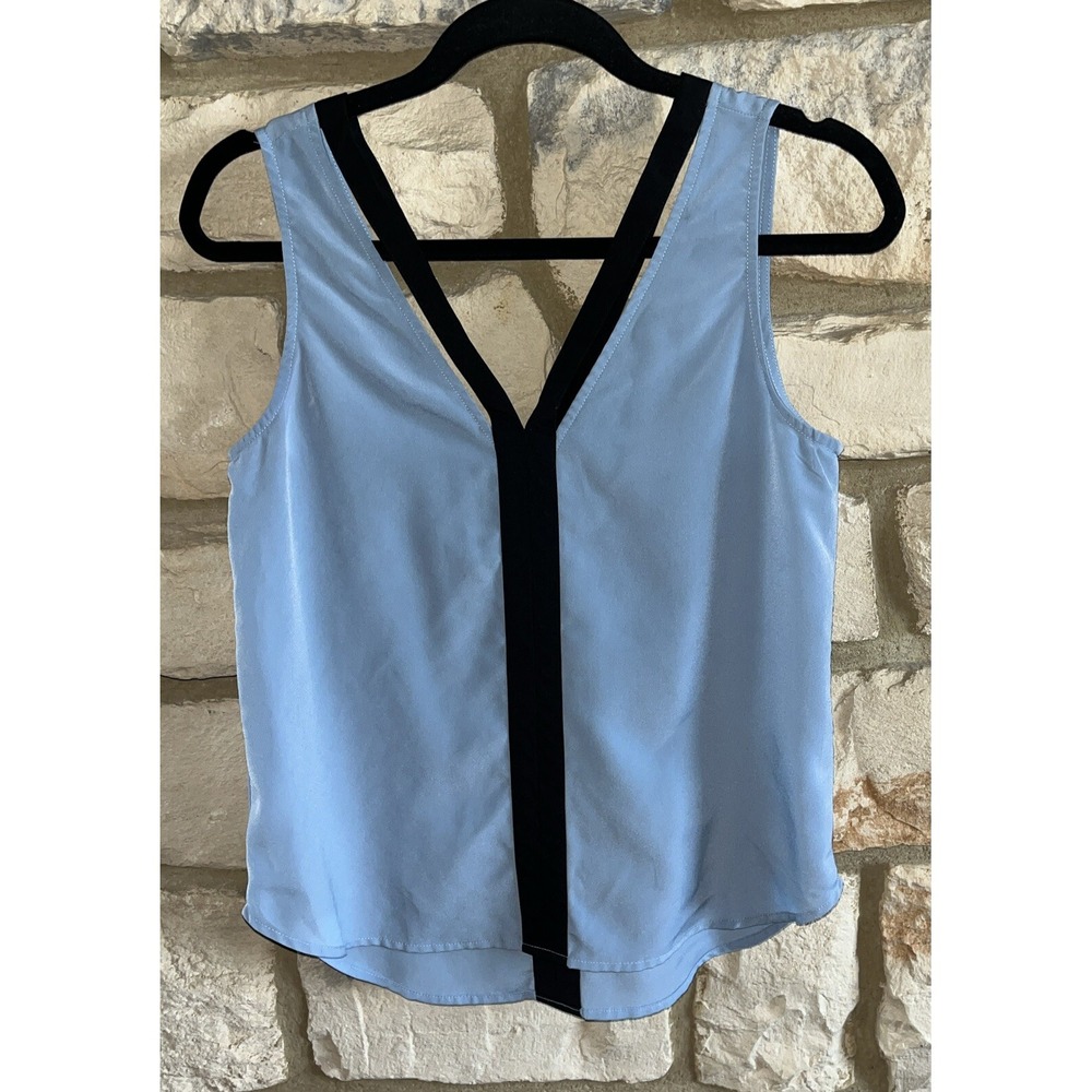 Nordstrom Trouvé Blue V-Neck Cutout Sleeveless Top Womens XS Lightweight